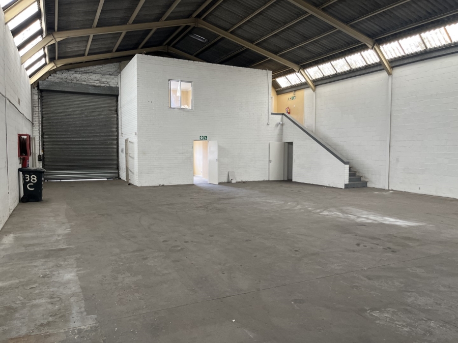 To Let commercial Property for Rent in Montague Gardens Western Cape